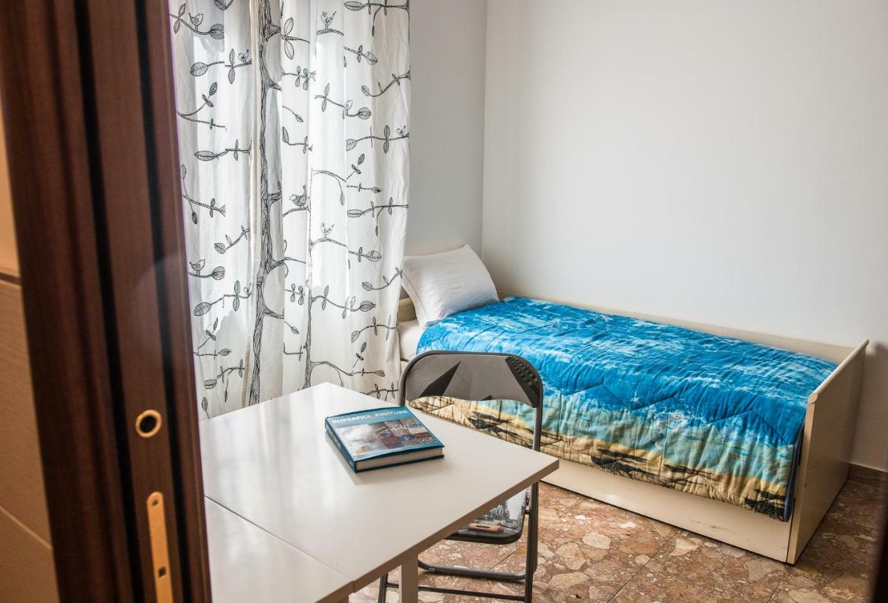 Piazza Ginnasio Affittacamere Alghero Luaran gambar